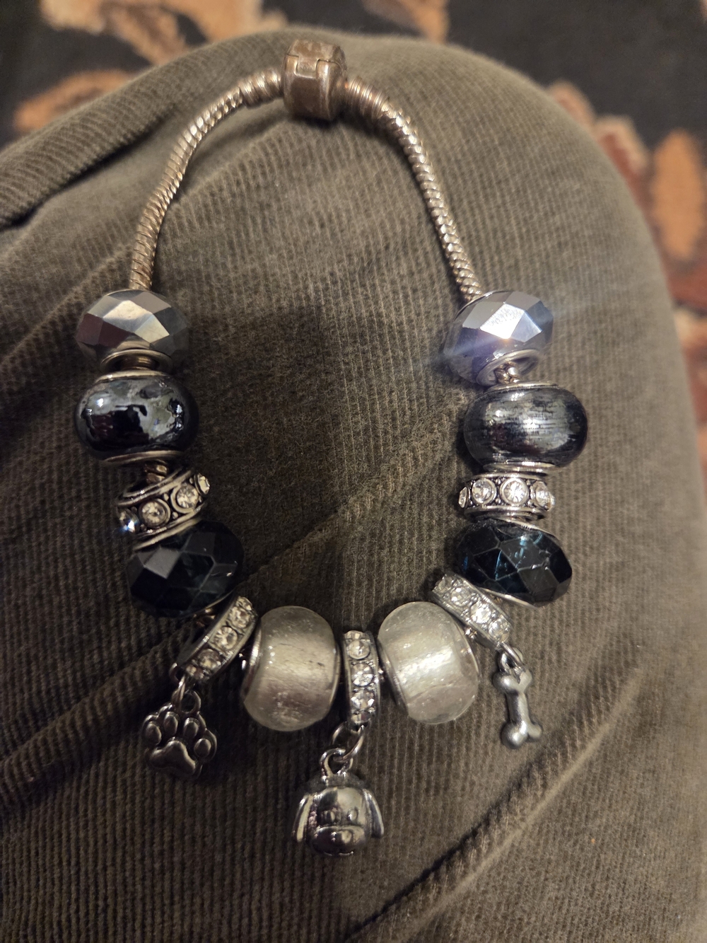 Doggy Silver Charm Bead Bracelet